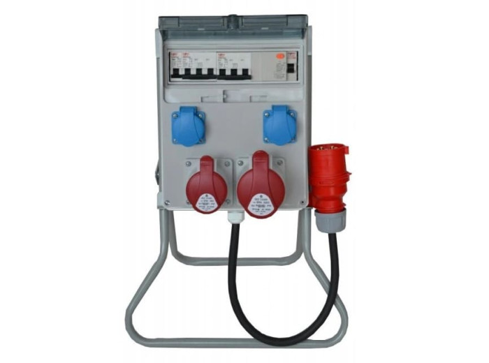 Elcentral IP442 terminaler, 2 x 230V, 1 x 32A 5P, 1 x 16A 5P, jordfelbrytare, omkopplare, kabel