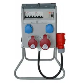 Elcentral IP442 terminaler, 2 x 230V, 1 x 32A 5P, 1 x 16A 5P, jordfelbrytare, omkopplare, kabel