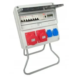 Elcentral IP442 terminaler 3 x 230V/400V, 50/60 Hz, 10A, max 100A, med elmätare