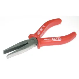 Flat Nose Pliers Â1000V - 160 mm