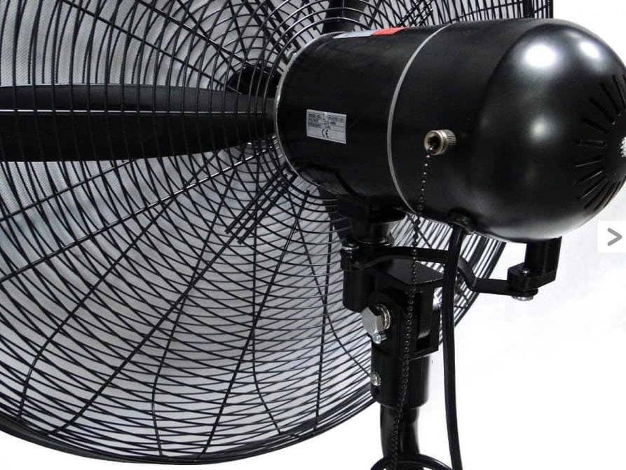 Powerful Cooling Wall Fan 70 cm 123W - Industrial Fan for Wall Mounting, 10260 m3/h, Daxton