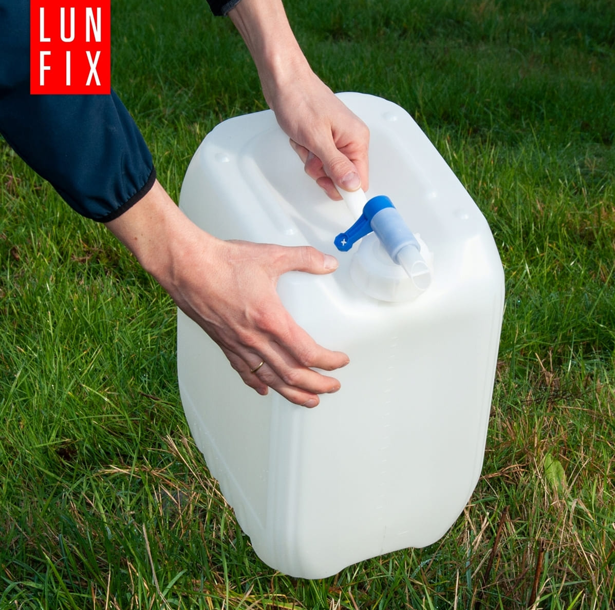 Vattendunk 20L med kran, kanister för dricksvatten, HDPE plast, LunFix