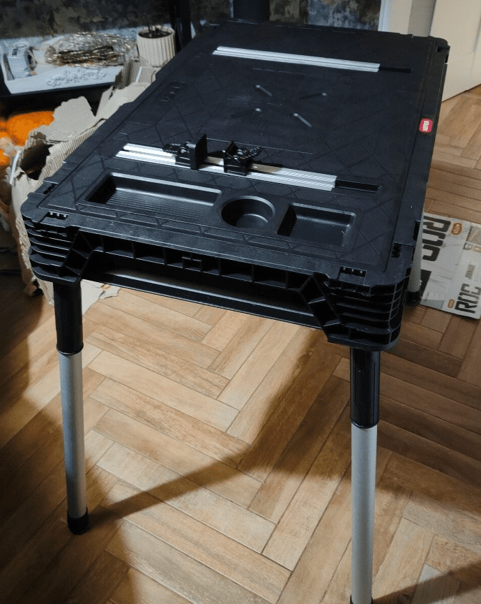 Arbetsbord, hopfällbart sågbord, 97 x 64 x 81 cm, max 453 kg, Keter Jobmade