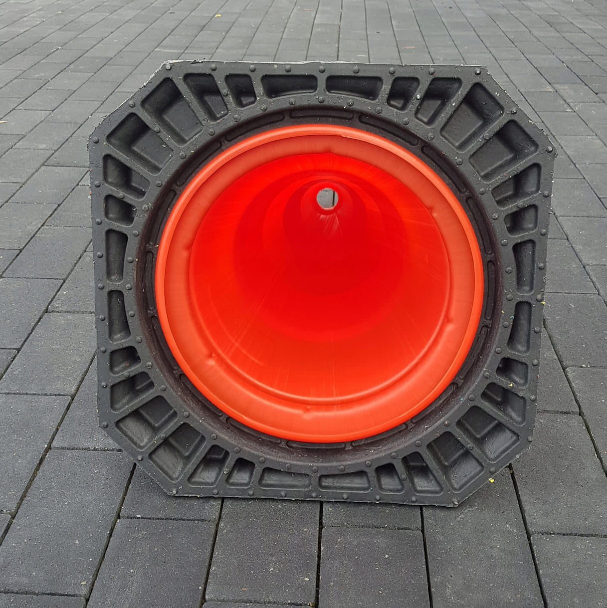 Heavy Traffic Cone U-23 75cm Gen.3 Reflective Sleeve Base 50x50cm 4.1kg