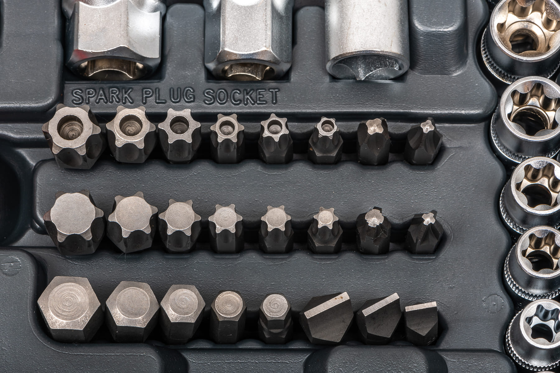 Socket set 150 pcs 1/41/23/84-32 mm, Proline