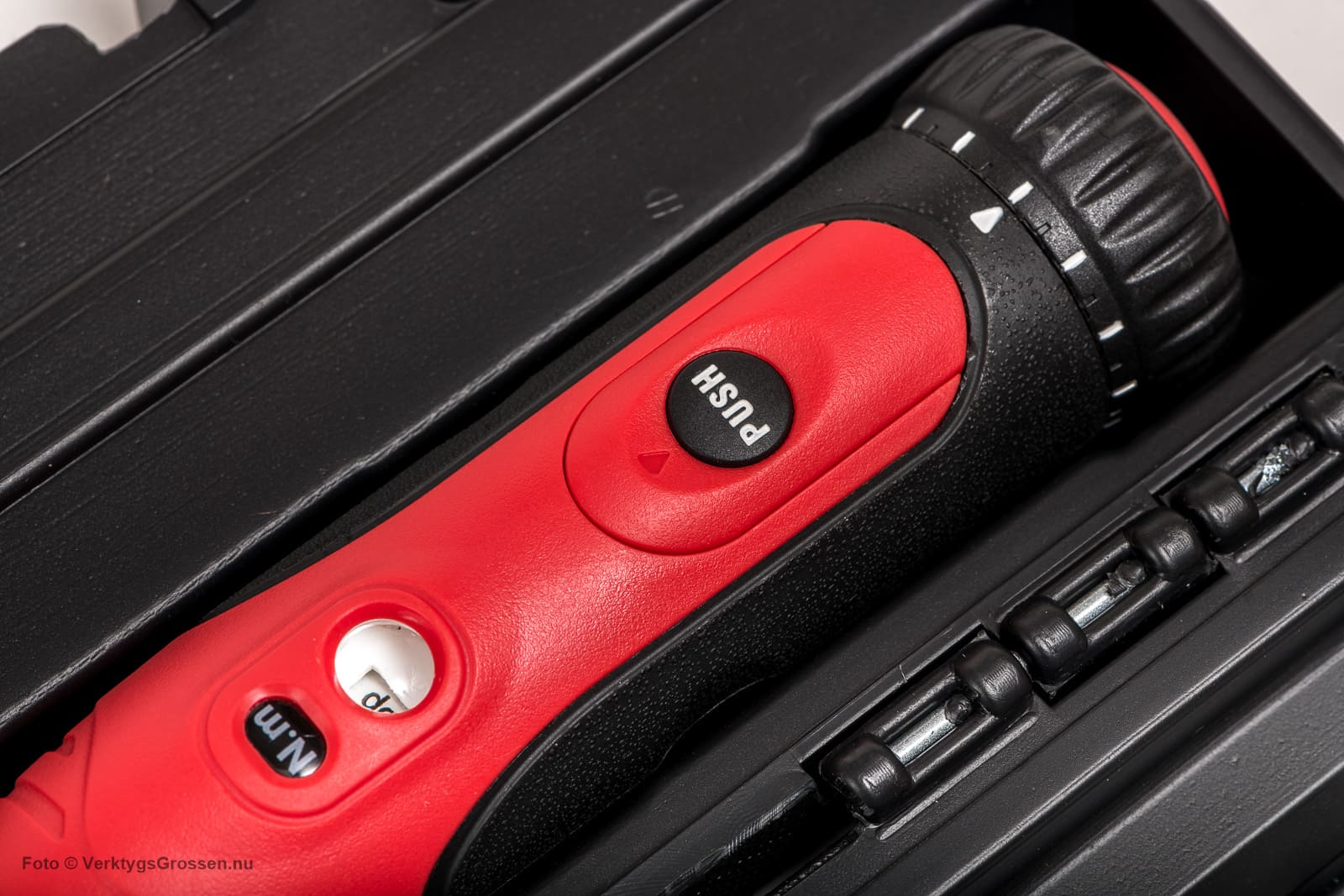 Torque Wrench 1/220-200 NM with 10 Socket-Head and Socket Adapter, Proline HD