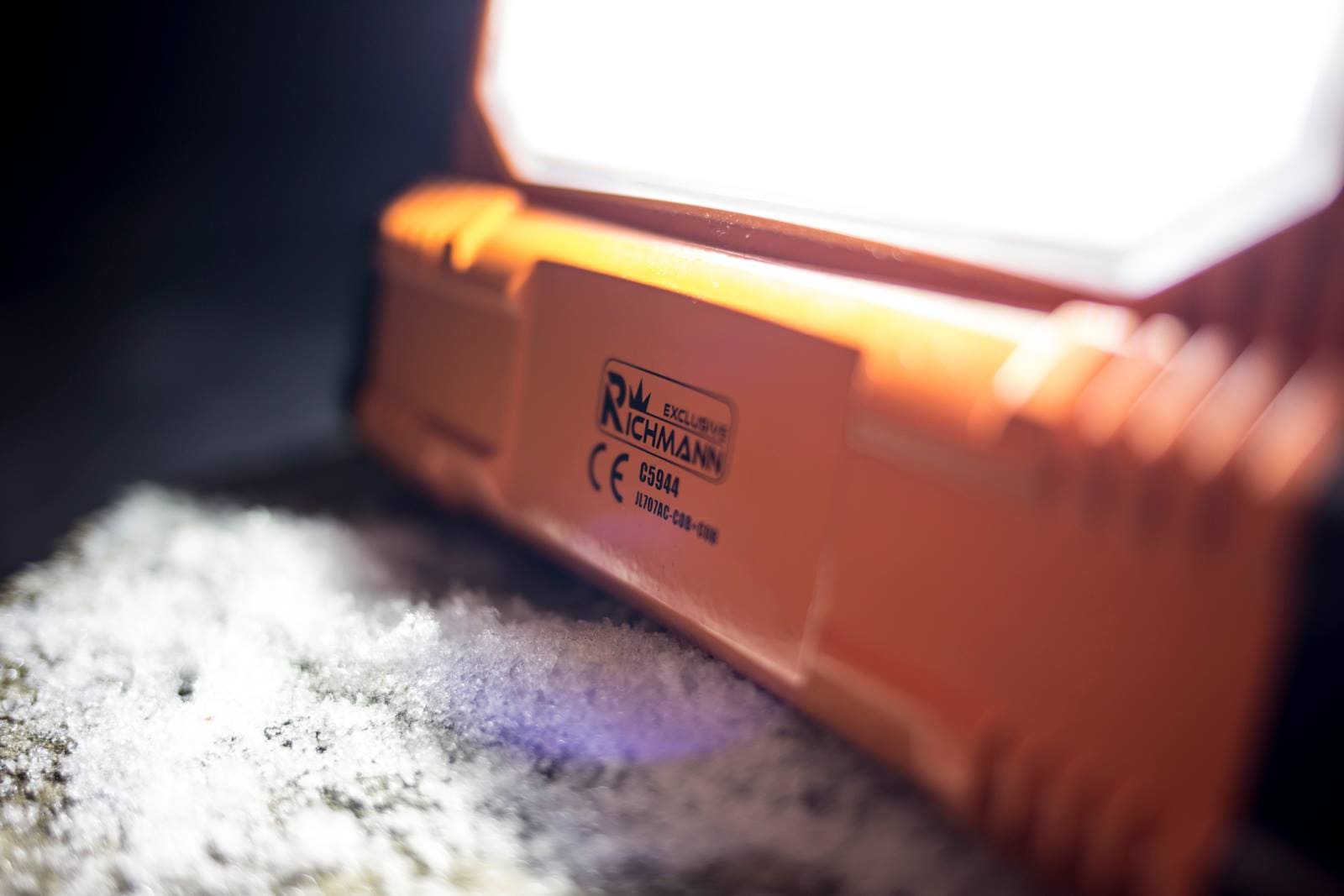 Arbetsbelysning - COB LED 3000 + 1500 LM, trippellampa