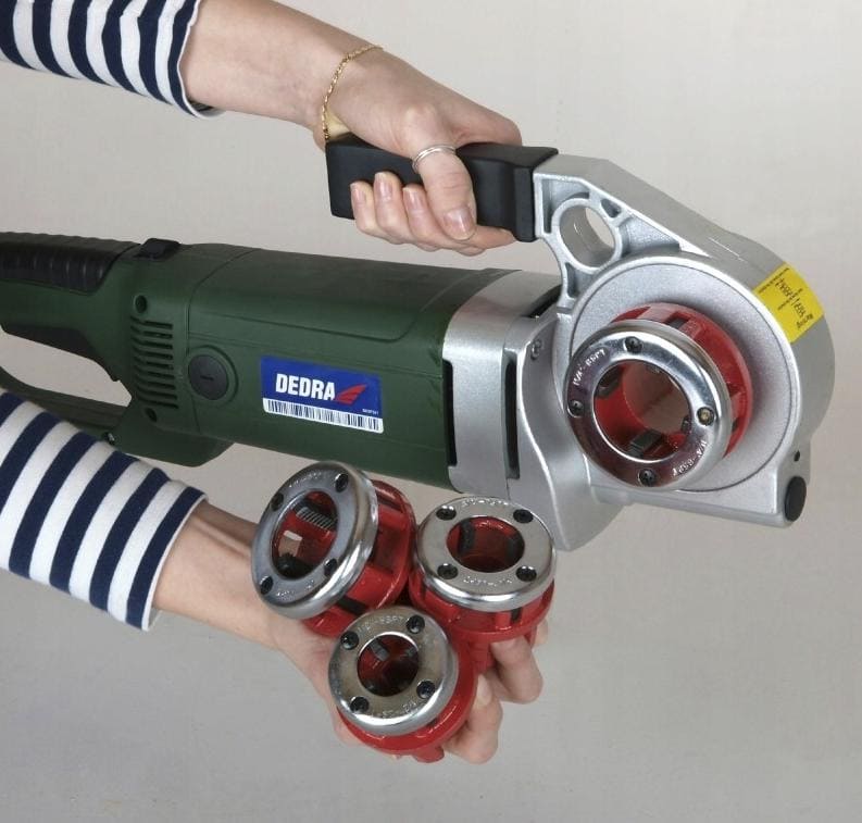 Elektrisk rörgängmaskin, sats gängkloppor 1/2 till 11/421800W