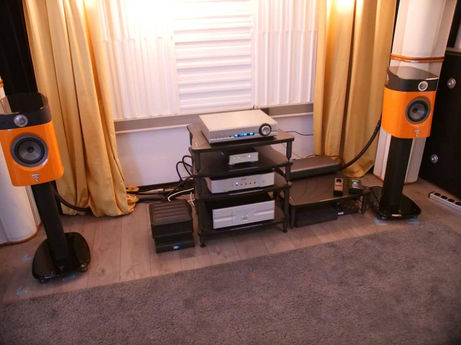 Niagara 1200 Strömfilter 230V 50/60Hz, AudioQuest