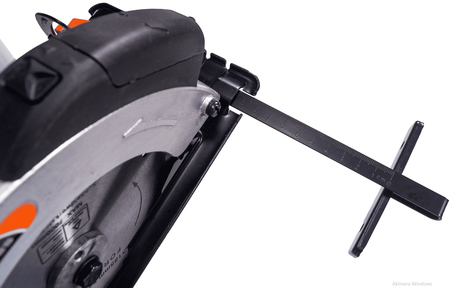 Elsåg, cirkelsåg 2250W, 230v, 4500rpm, 65 mm skärdjup, 185 mm sågskivor, laser