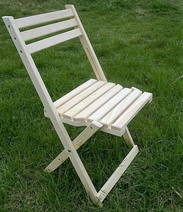 Folding natural wood garden chair, 180 kg