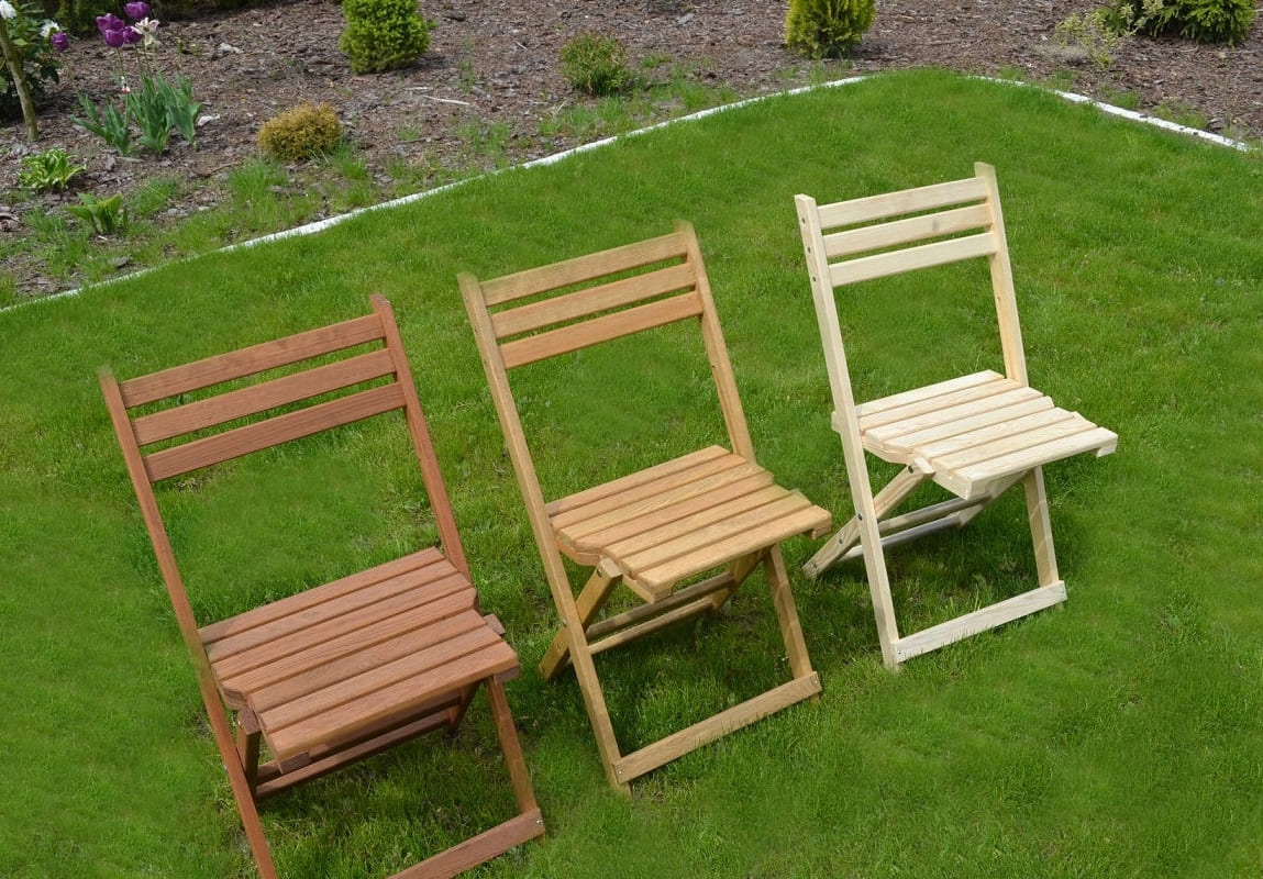 Folding natural wood garden chair, 180 kg