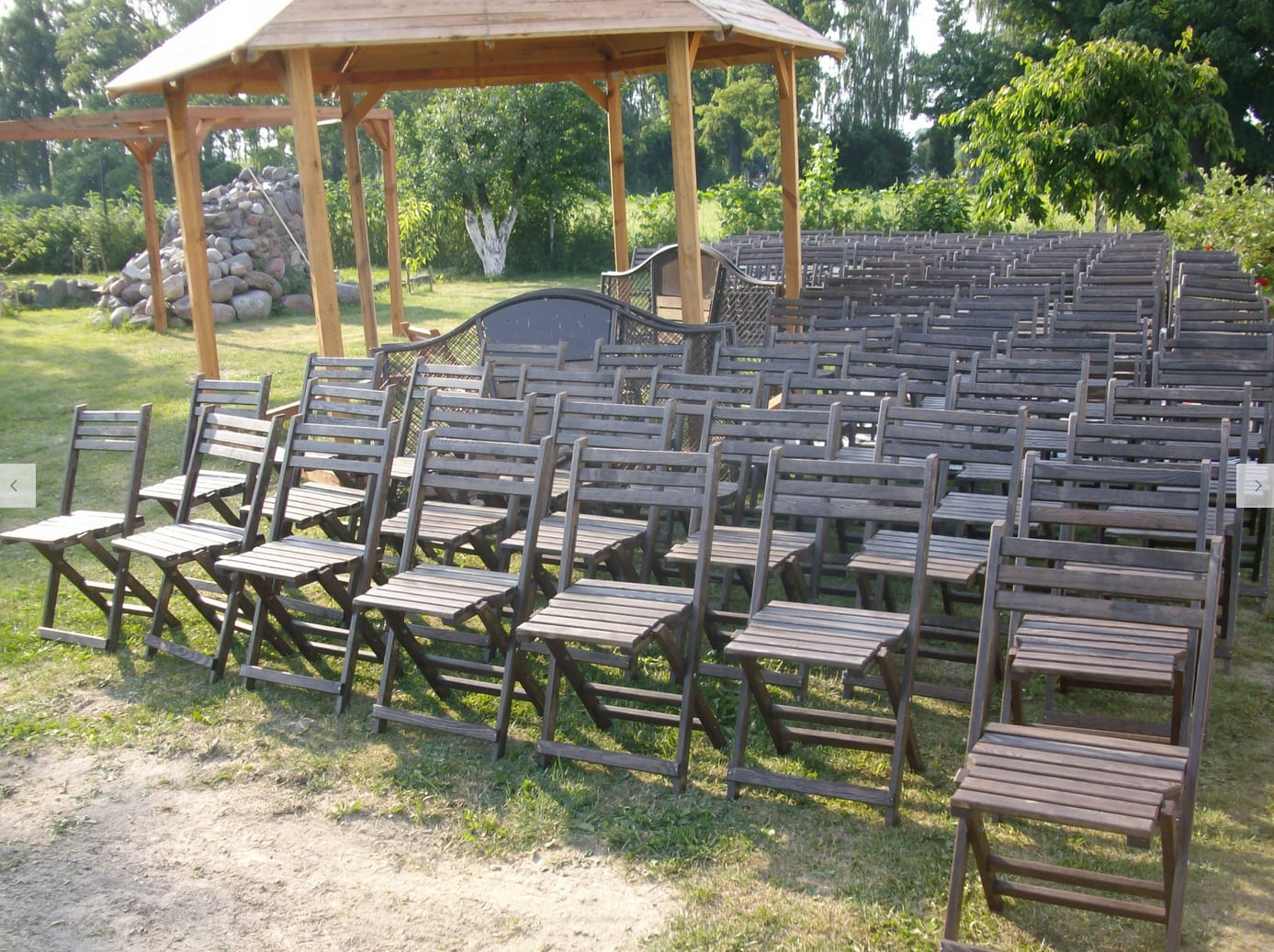 Folding natural wood garden chair, 180 kg