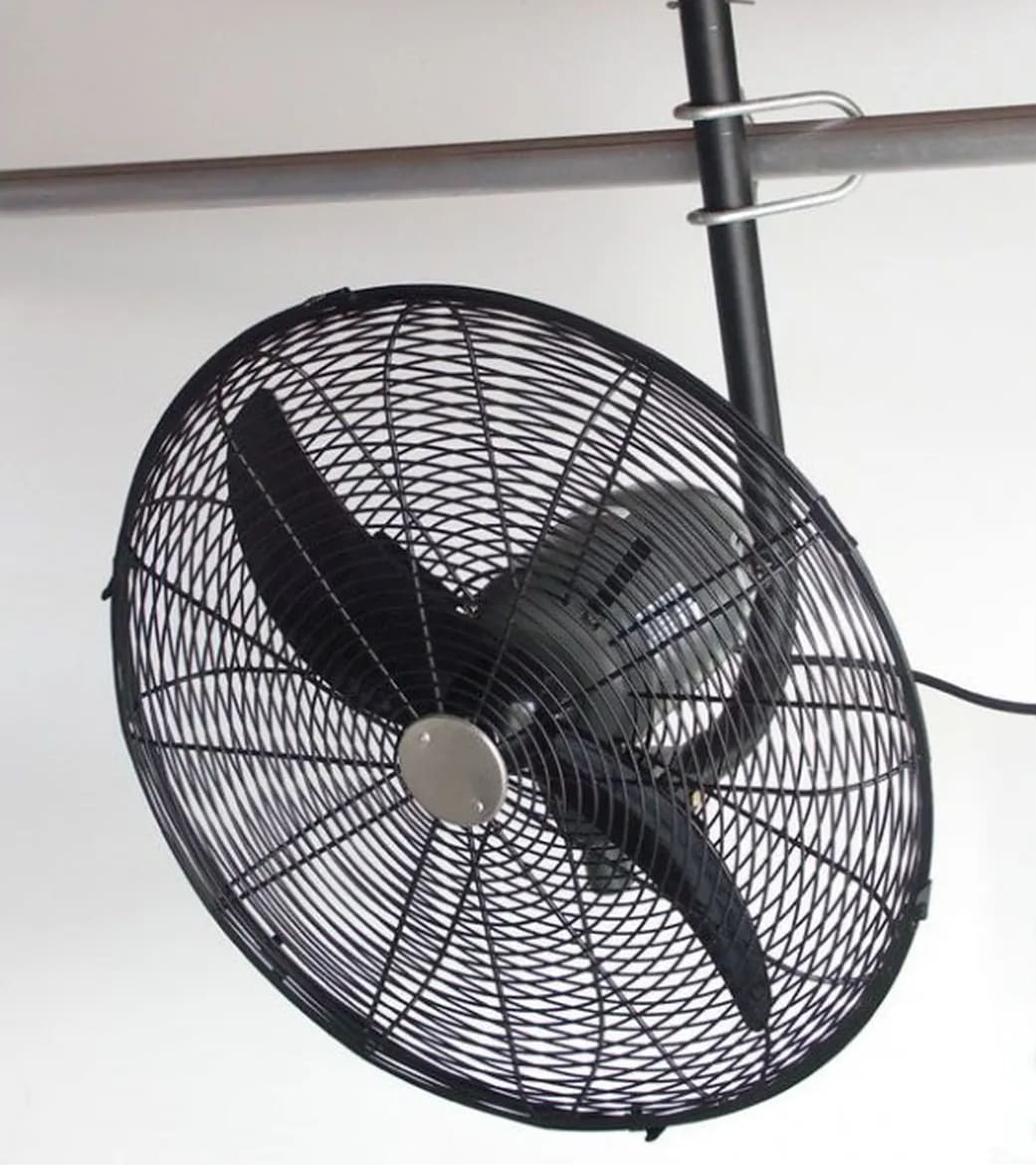 Industrifläkt Väggmonterad 56cm 150W 8000m³/h 3 Hastigheter Oscillation, Fenne