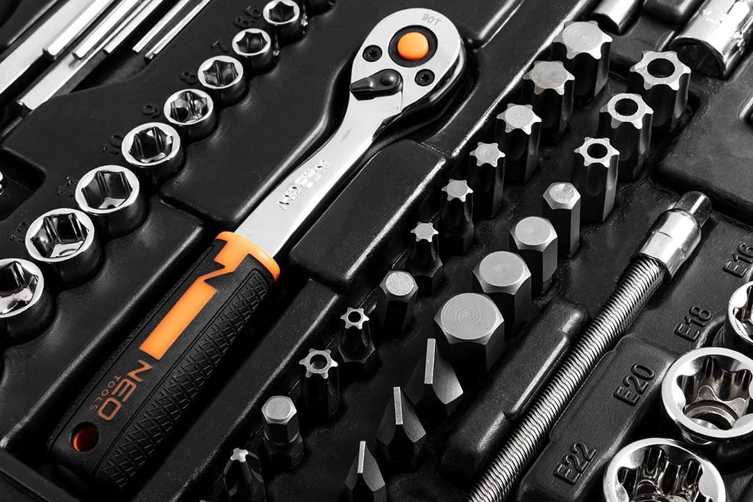 Socket tool set 233 tools 1/2, 3/8, 1/4, NeoTools