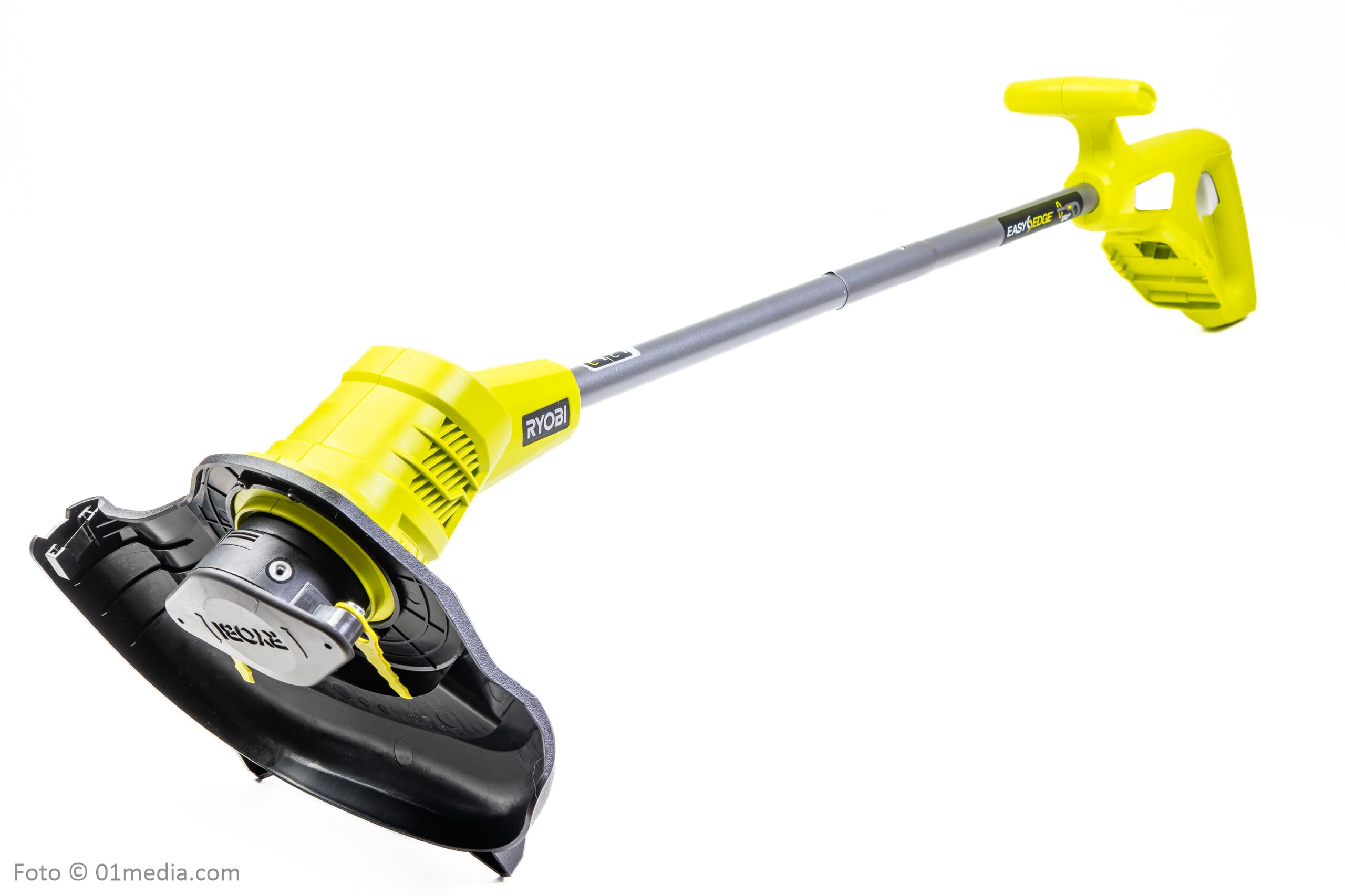 Grästrimmer Ryobi ONE+ med batteri 2Ah och laddare