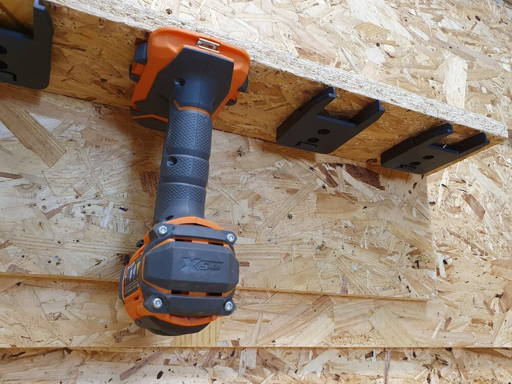 StealthMounts maskinfÃ¤sten fÃ¶r Ridgid AEG 18V 4-pack i svart ABS