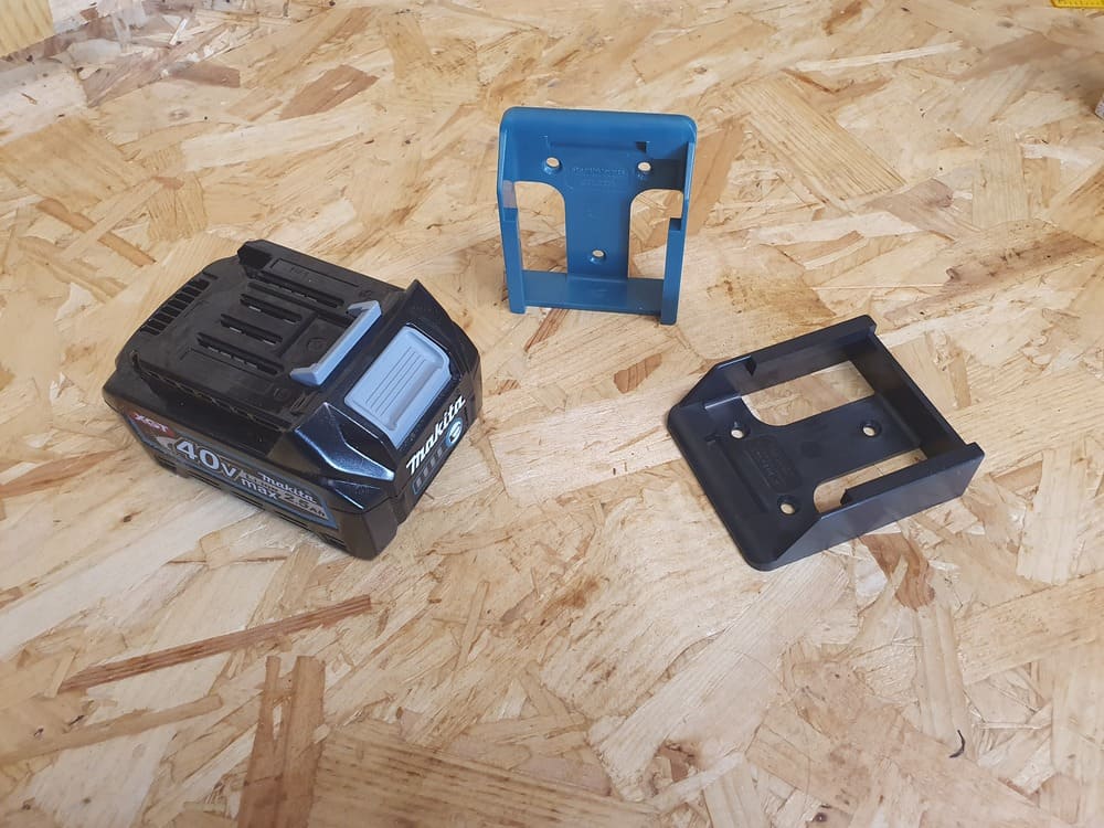 StealthMounts battery mounts for Makita 40V XGT 6 pack in blue ABS