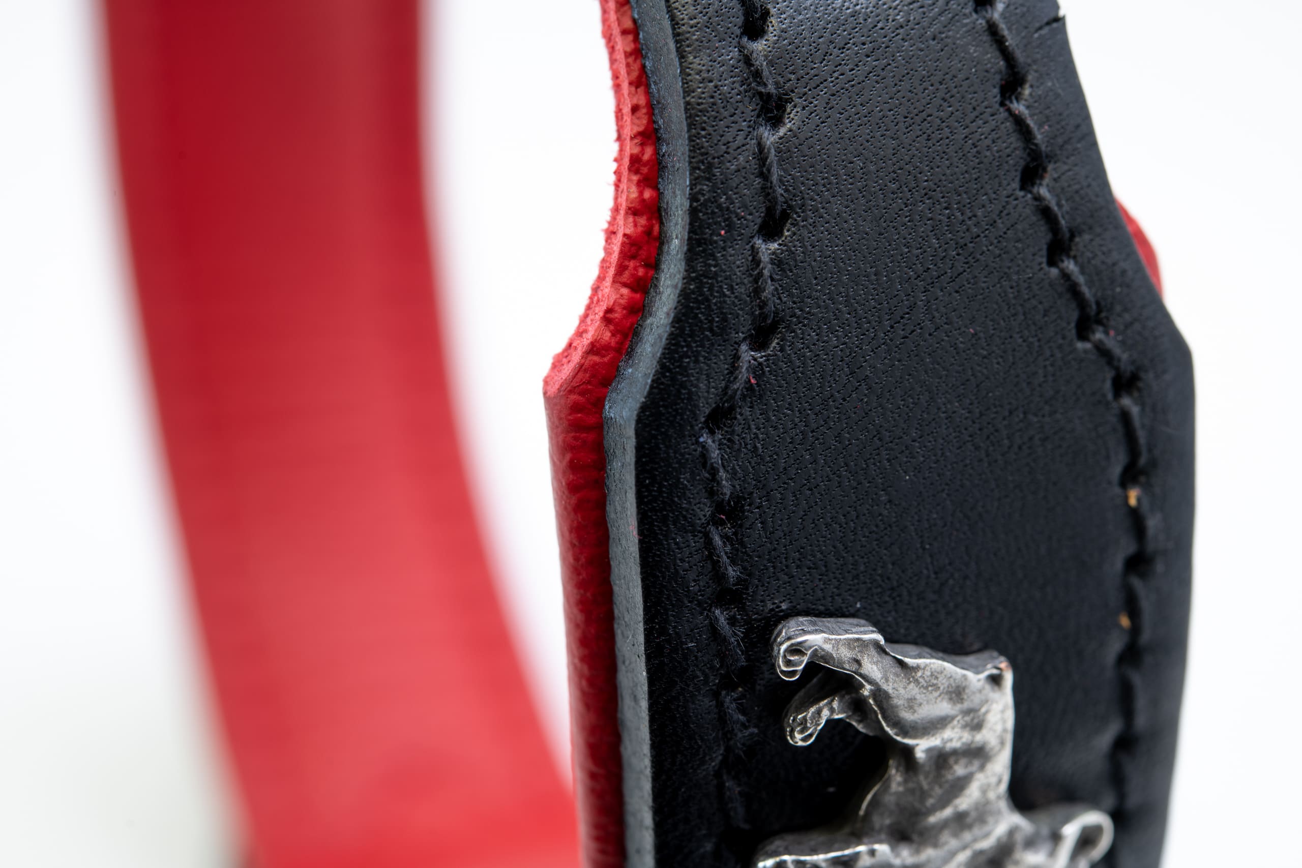 Exkslusivt hundhalsband 48 cm, skräddarsytt, äkta läder med mjukt nappaläder på insidan, handgjort