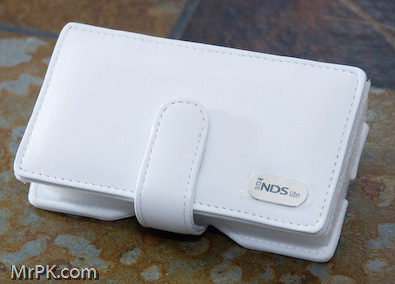 Leather protective pouch for NDSL Lite, white