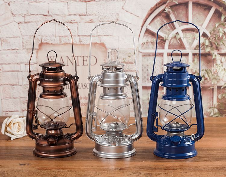 Traditional Oil Lamp | Painted Metal and Glass | Beast
