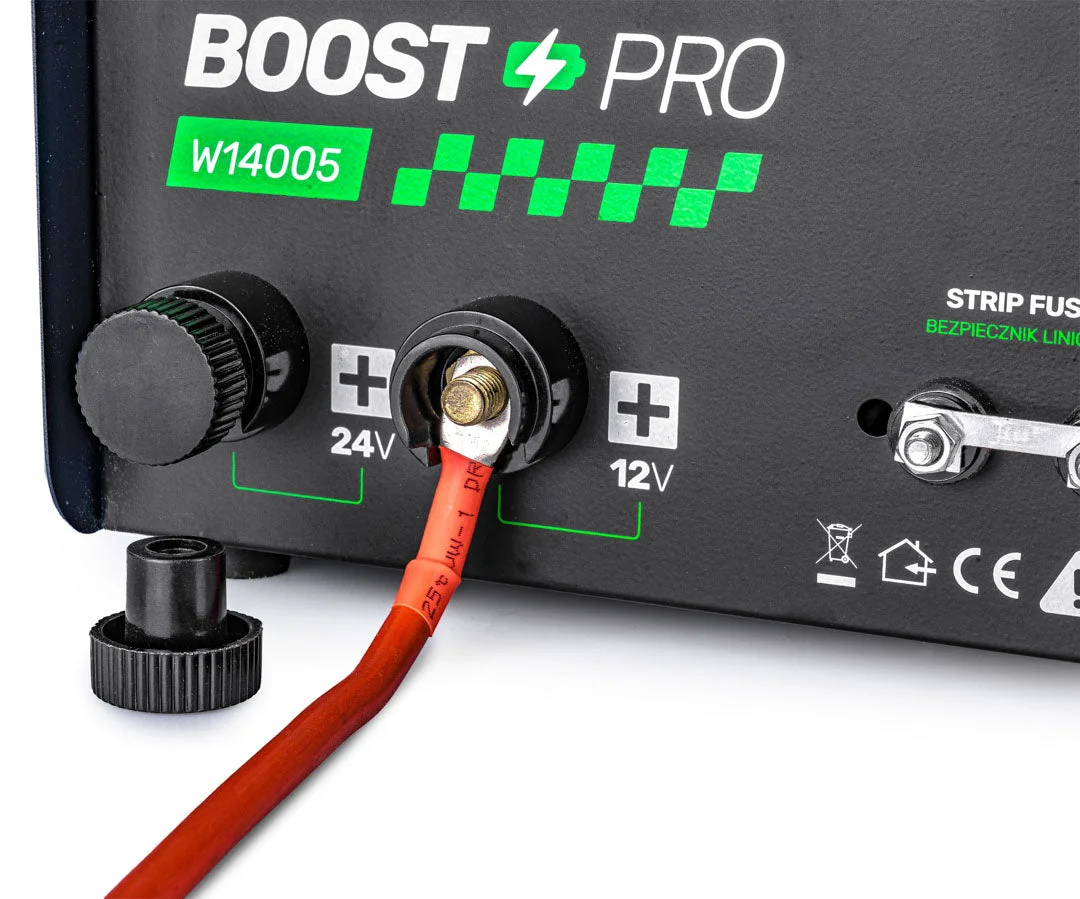 Batteriladdare med startfunktion 40 A 12/24 V