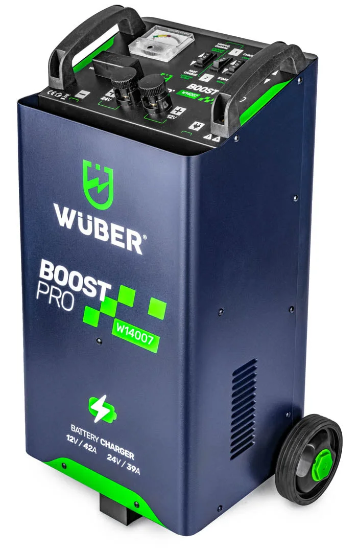 Batteriladdare med start 42 A 12/24 V