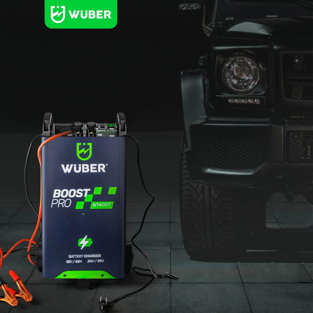 Batteriladdare med start 42 A 12/24 V