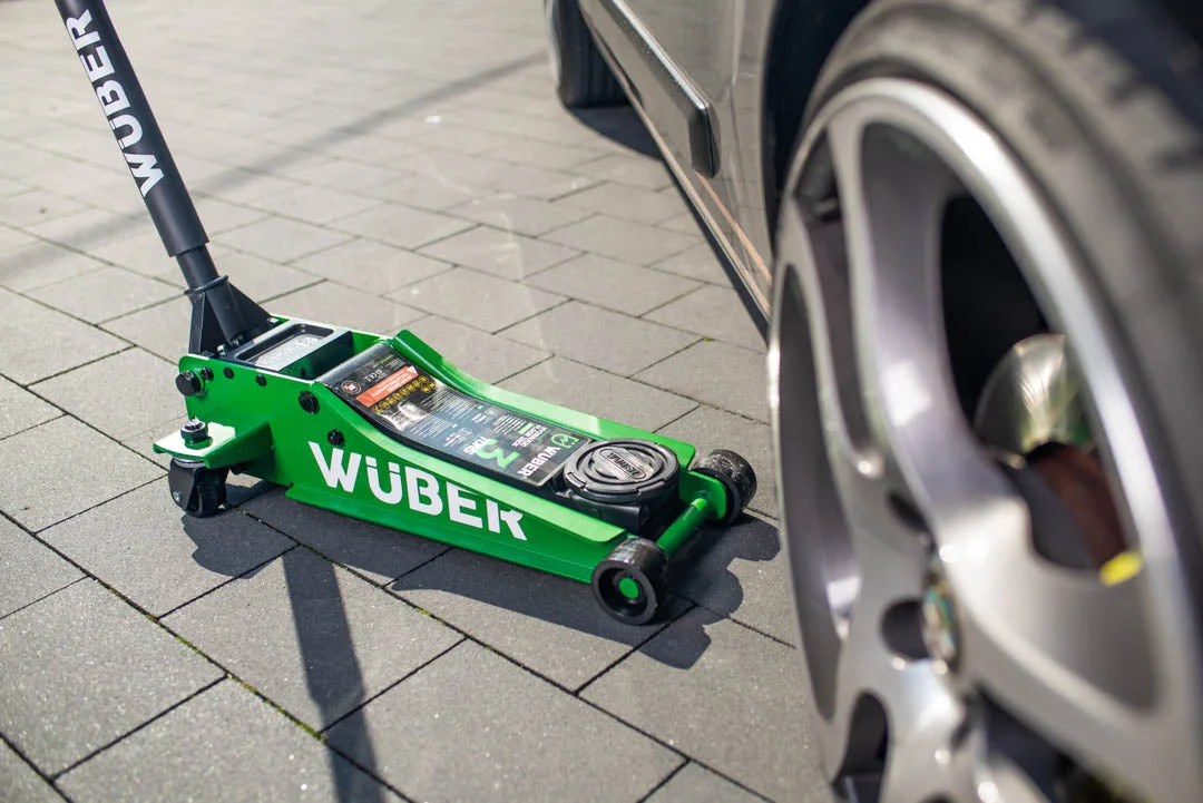 Low-profile garage jack 3 t, 85-430 mm