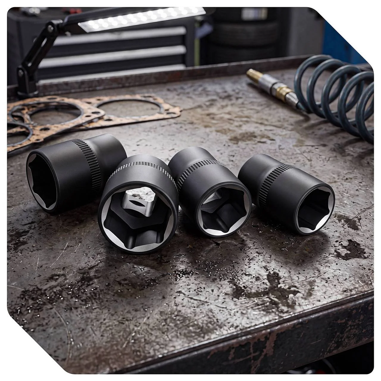 Momentnyckel 1/2" och 3/8" 40–220 Nm